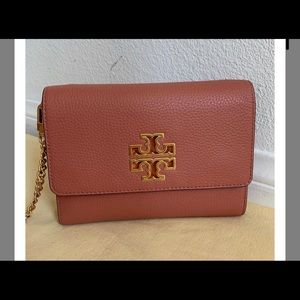 Meet your Posher, Gladys